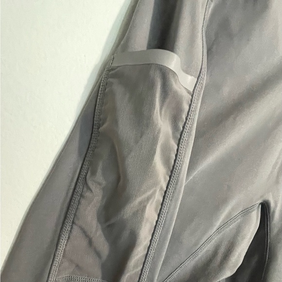 Fabletics Motion 365 Size Large Leggings - Picture 10 of 15